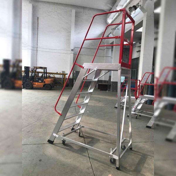 taburete-plataforma-IMG_0818 taburete-plataforma-IMG_0818