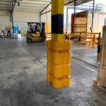 Protector de columnas para almacenes y centros logísticos